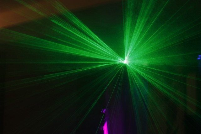 laser

