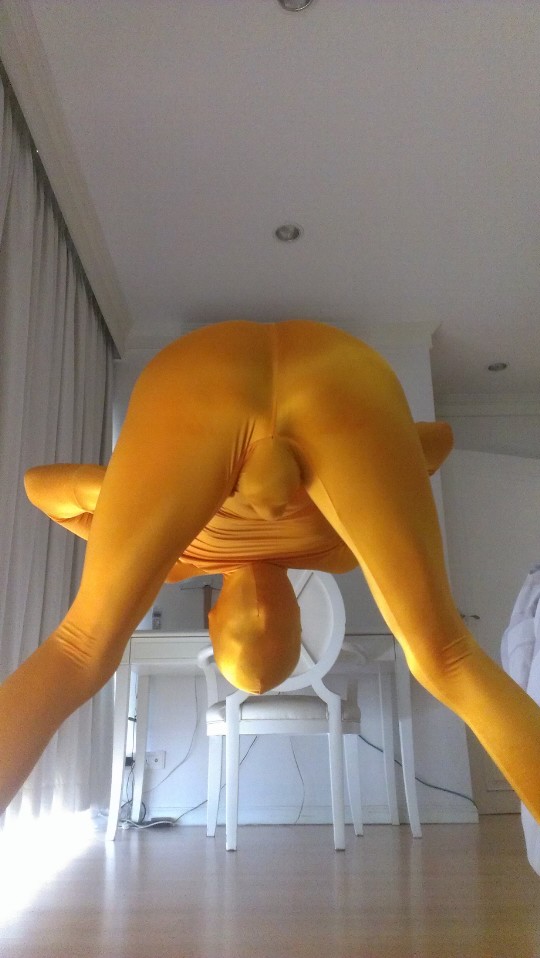 zentai_1_28229.jpg