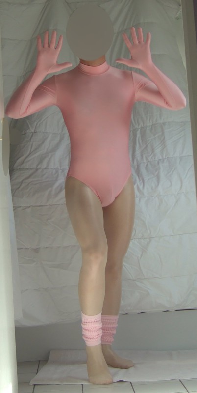 Image 4
Justaucorps DHYA couleur pink ballet
Collant Wolford Neon 40 marmor
Guetre Decathlon rose
