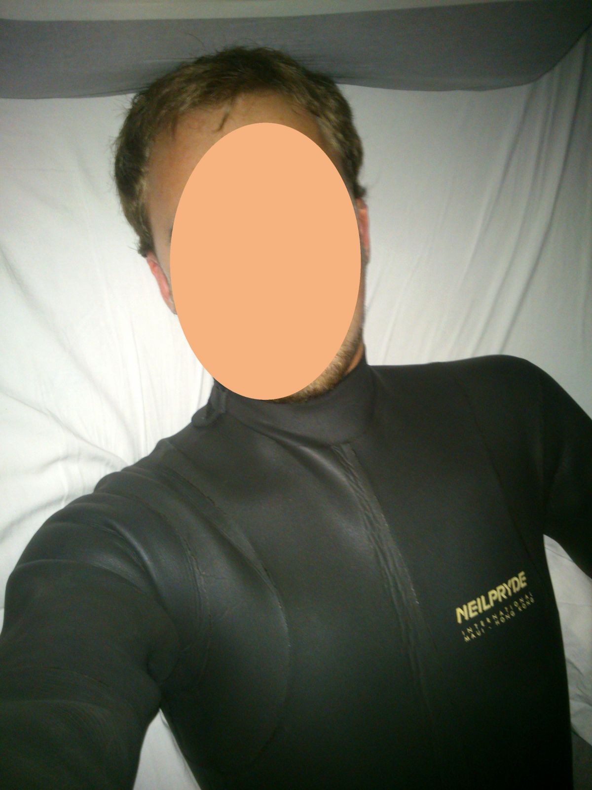 Combi Neilpryde 4mm
Mots-clés: combinaison néoprène neoprene caoutchouc moulant neo wetsuit rubber apnée lisse