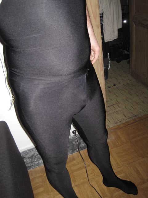 debut en couture pour réaliser un zentai
