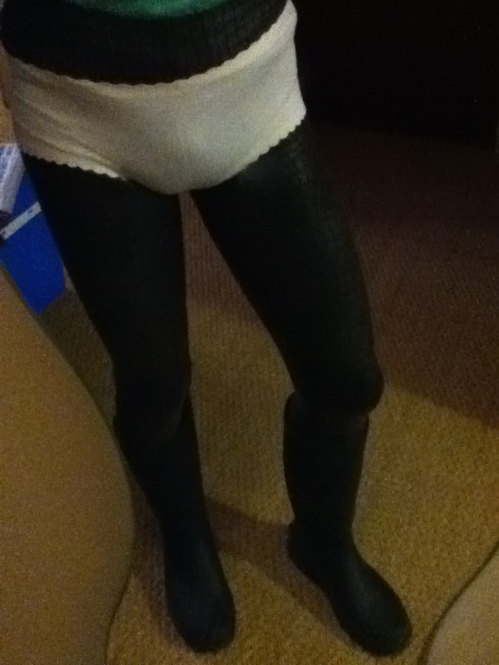 121027leggingreptile-4.JPG