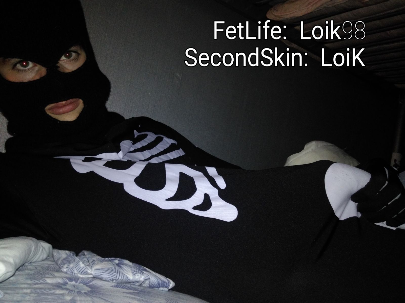 Zentai Squelette + Cagoule
Premier mix Zentai-Cagoule 
