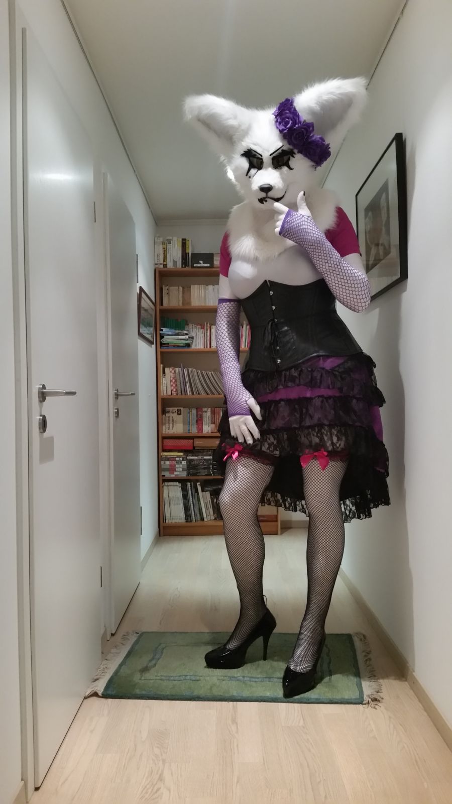 Mots-clés: furry fennec crossdressing travesti